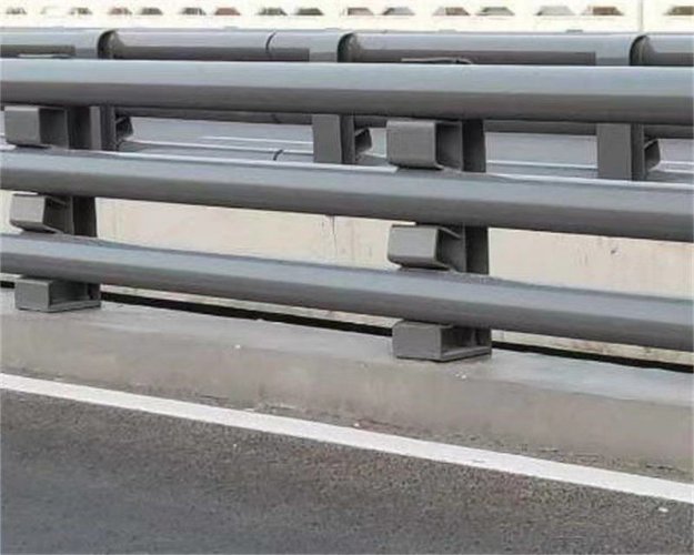 道路防撞護(hù)欄